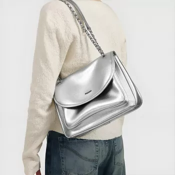Large Leather Tote Bag with Chain Strap: Style + Function