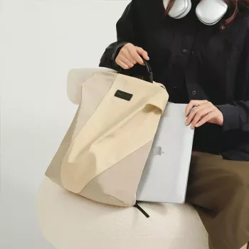 Lightweight Travel Backpack for Women: Style & Smart Storage